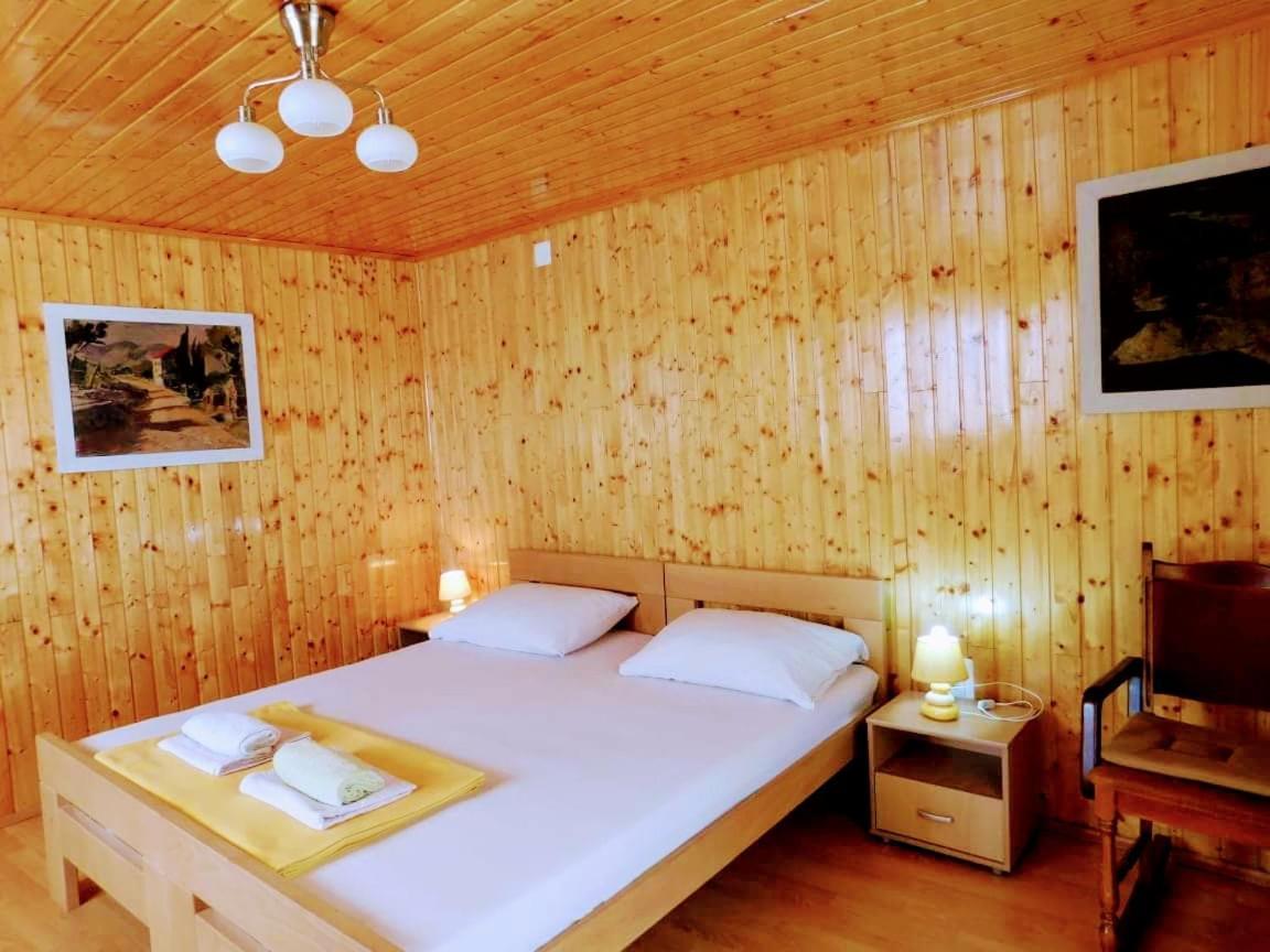 Apartments Neno كورتْشولا المظهر الخارجي الصورة